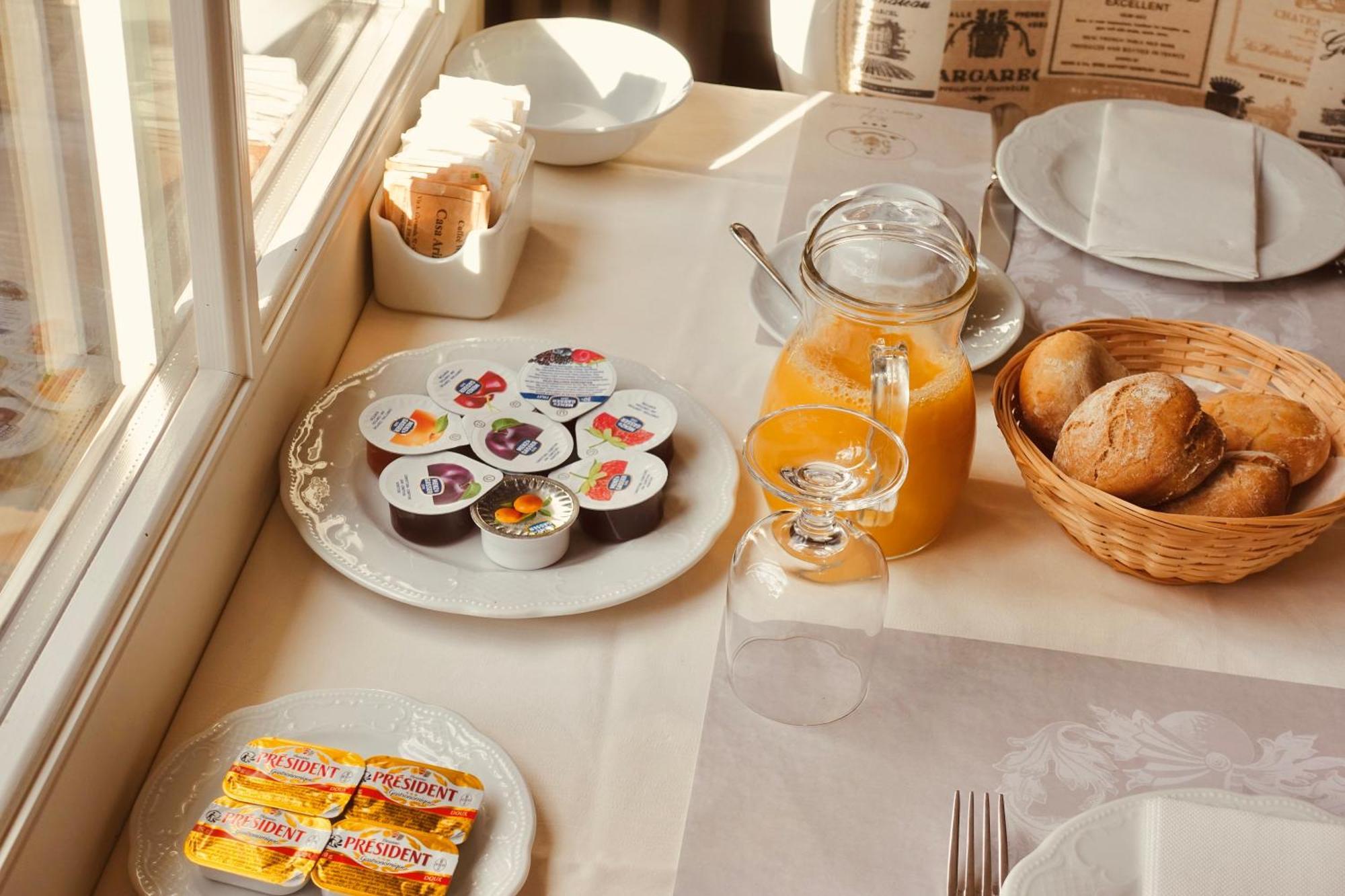 Hotel Casa Arizzoli Cannobio Eksteriør billede